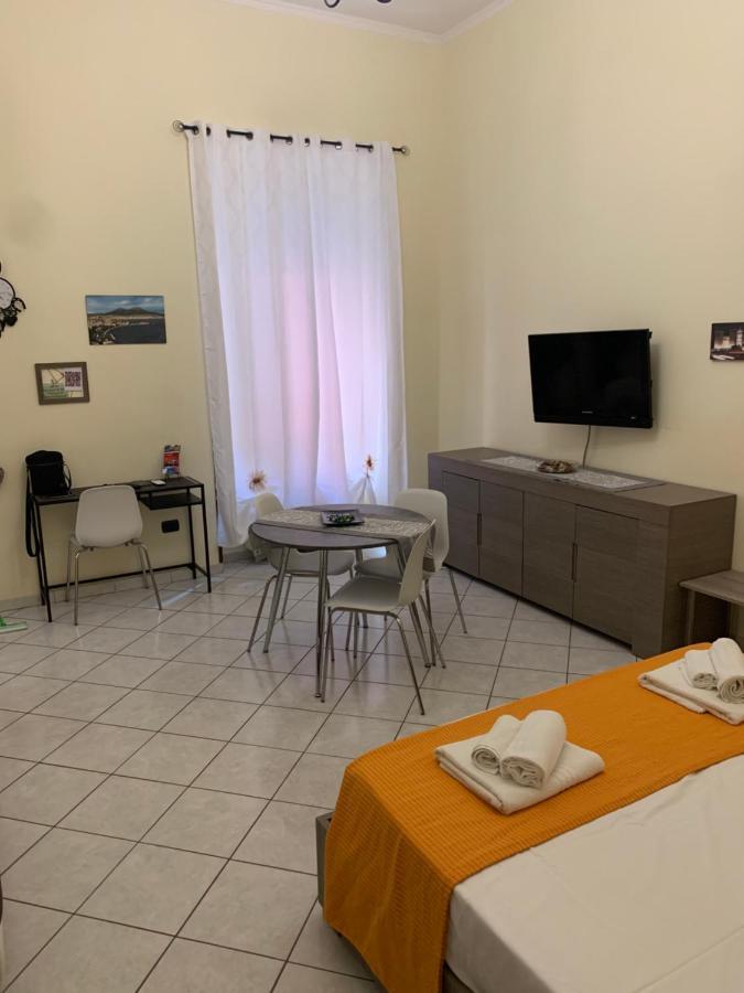 Centro Storico Napoli La Casa Di Ciro Vila Exterior foto