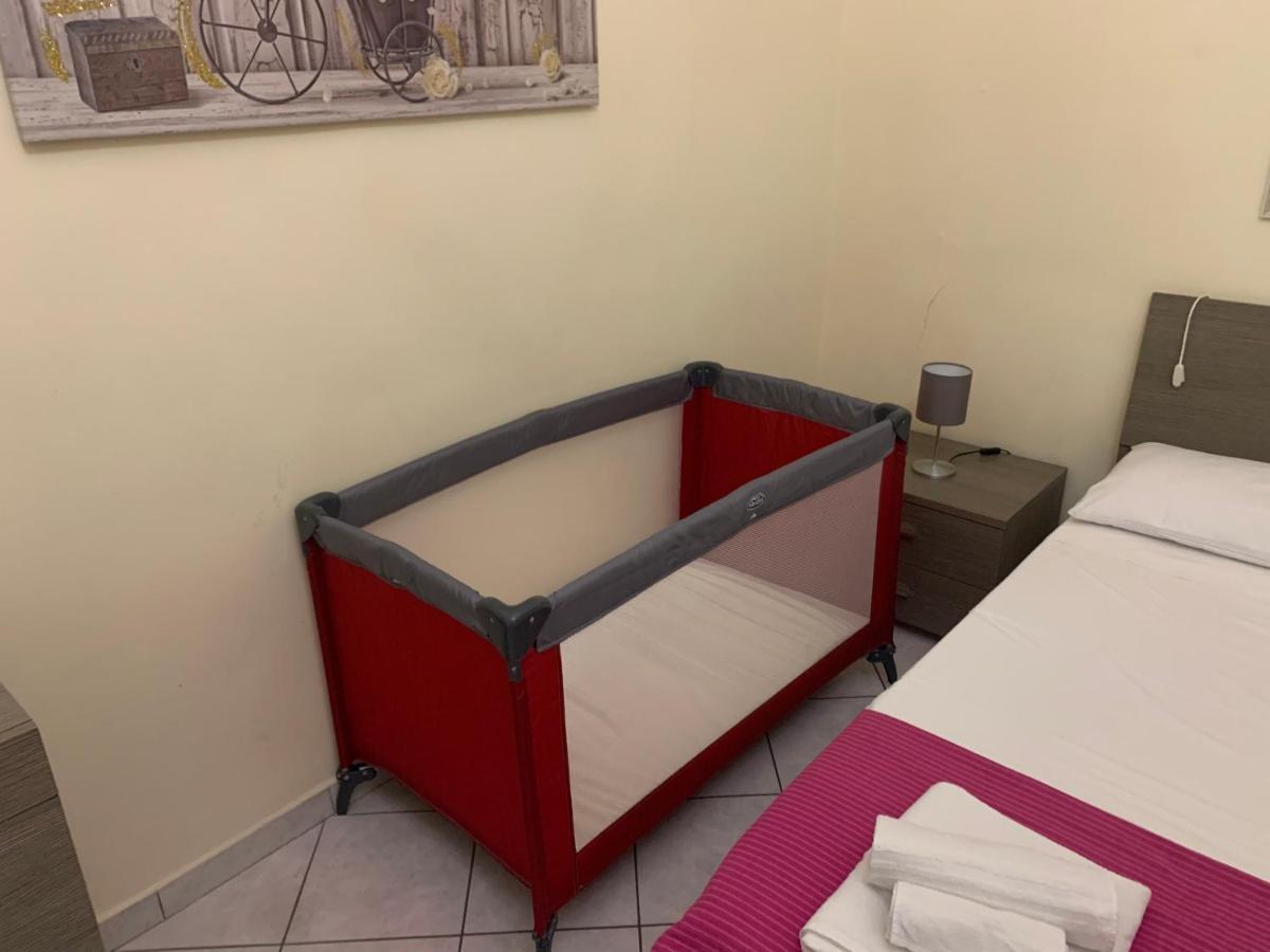 Centro Storico Napoli La Casa Di Ciro Vila Exterior foto
